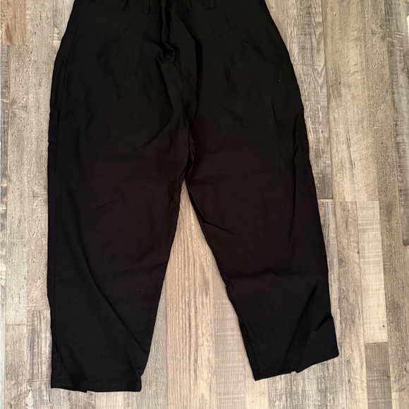 Vixen by Micheline Pitt Black Capris - Picture 2 of 5